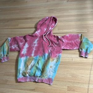 Tie dye iets frans sweatshirt